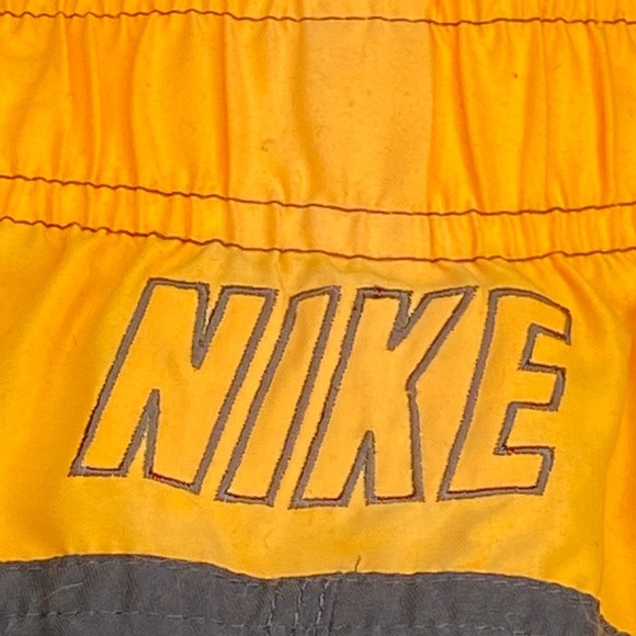 Nike Water Shedding Mesh Lined Swim Trunks (Size: L, Color: Grey/Orange/White) - Picture 4 of 4